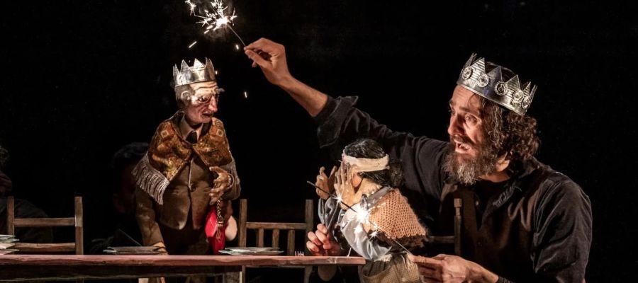 Natale in casa Cupiello, il classico di Eduardo rivive nel teatro cum figuris di Luca Saccoia